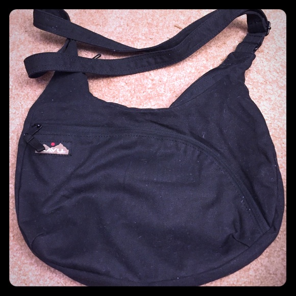 NWOT kavu cross body