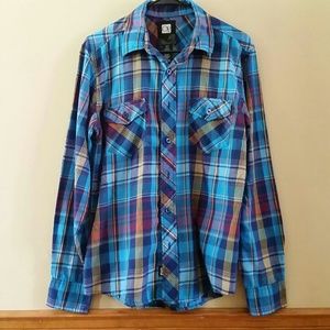 Men's plaid button up.