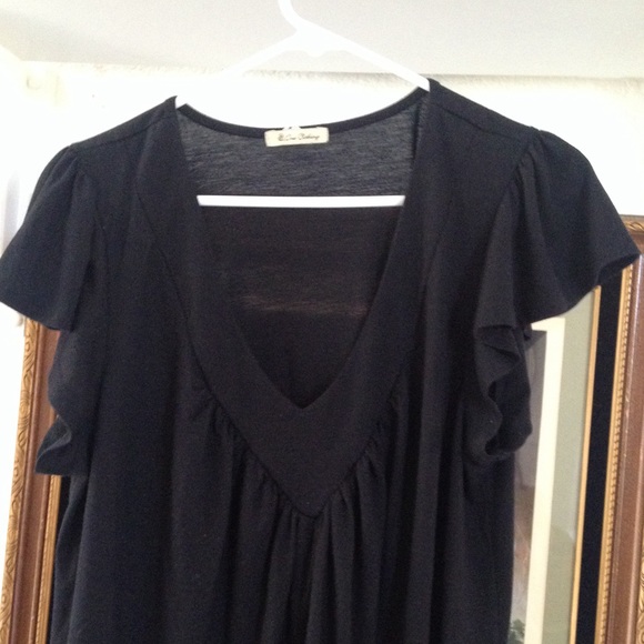 Top - Picture 2 of 3