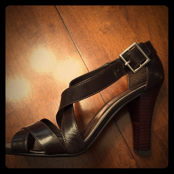 Make an Offer on these Pretty Dark Brown Heels