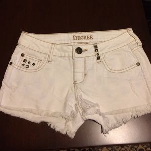 NWOT -cut off shorts