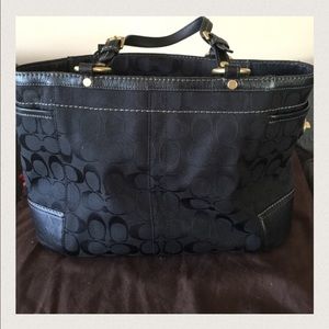 Coach black shoulder bag