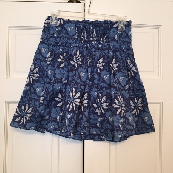 Group of 2 Banana Republic Cotton Skirts.
