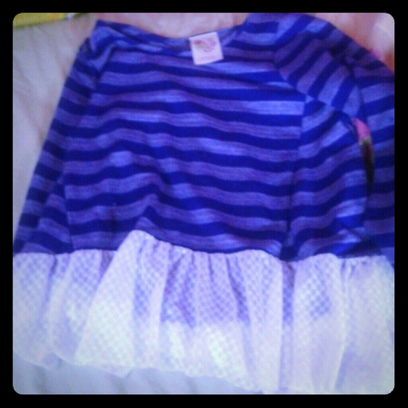 White stripped ballerina shirt