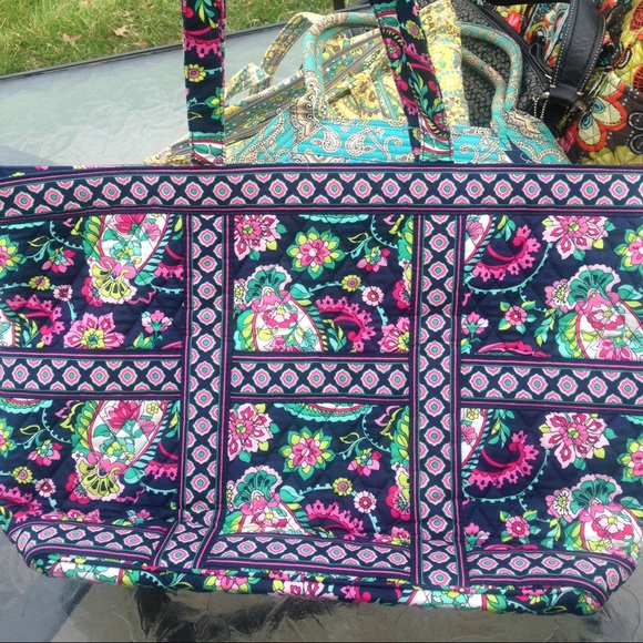 Very Bradley tote :)