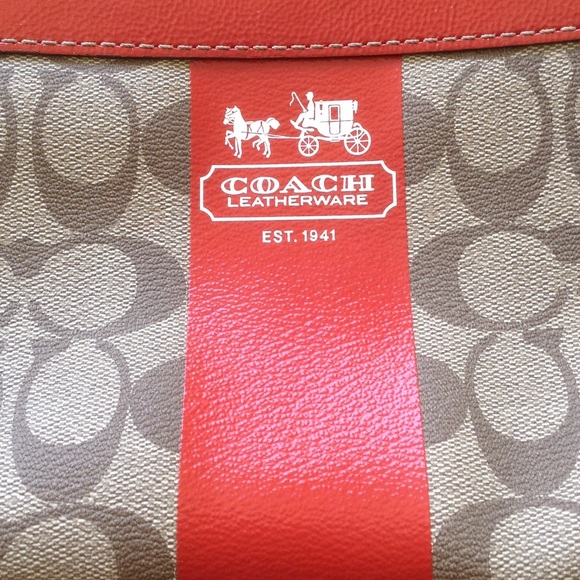 💯 Authentic Coach Mini Satchel Purse 👝 - Picture 2 of 3