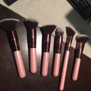 Luxie Lush Brushes (6) Brushes Total