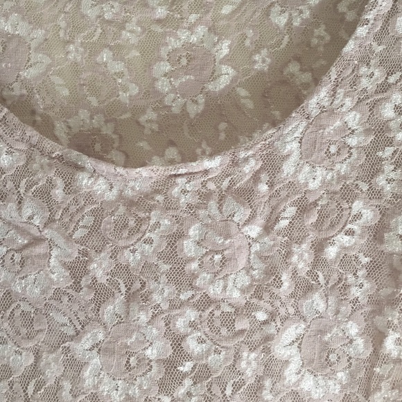 Floral Pattern Lace Top - Picture 2 of 2