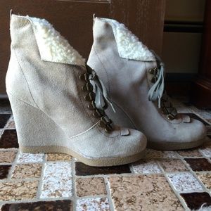 Nine West Wedged shoes NEVER BEEN WORN