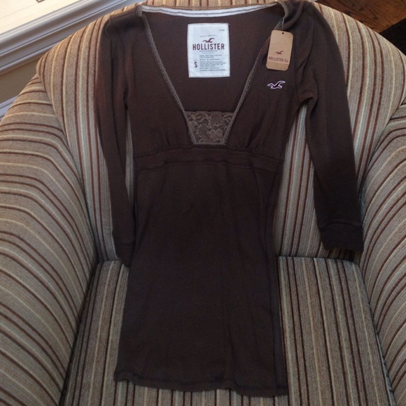 Hollister t-shirt