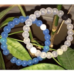 Lokai Bracelet qty 6 -3 small blue / 3 small clear