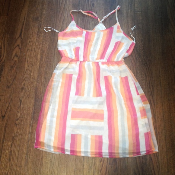Roxy Dresses & Skirts - Roxy Patterned Dress - XL Roxy Dresses & Skirts - Roxy Patterned Dress - XL