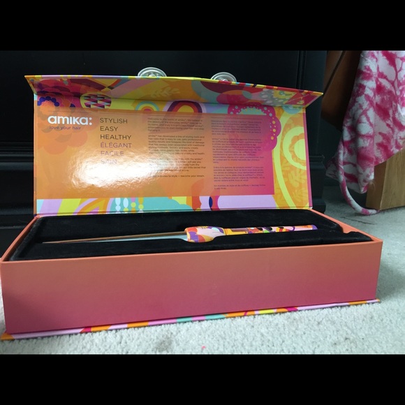 Amika digital titanium wand💕💆🏼 - Picture 2 of 3