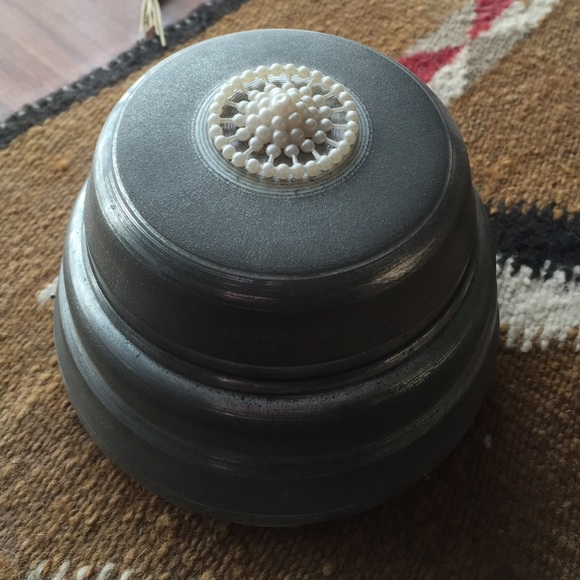 Antique powder puff holder music box