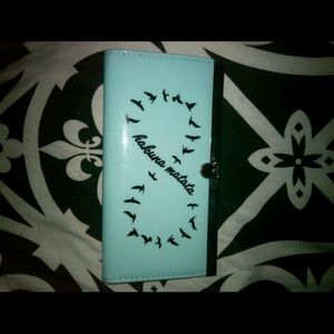 Hakuna Matata wallet