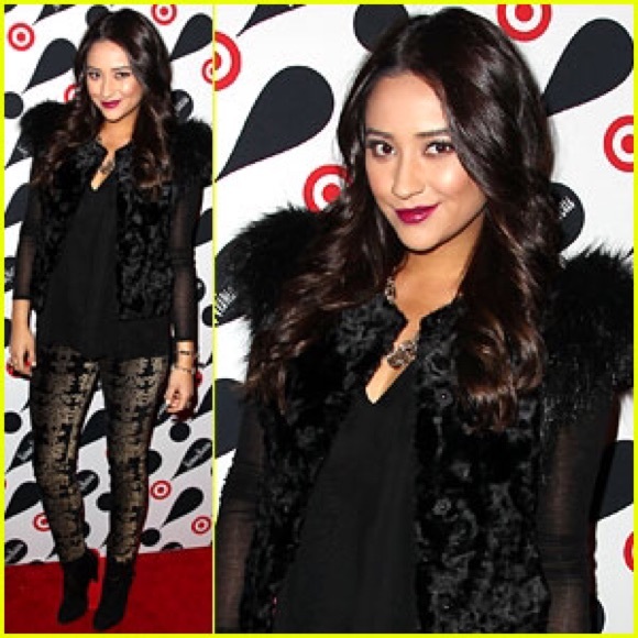 Neiman Marcus+Target Skaist Taylor black fur vest - Picture 4 of 4