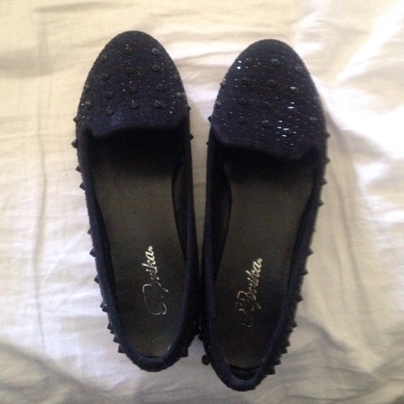 Black flats