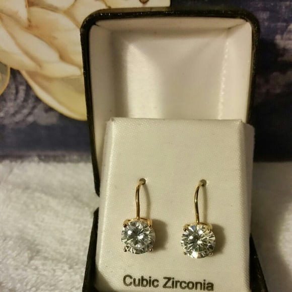 CZ Diamond Drop Earrings Goldtone 1 Carat NEW
