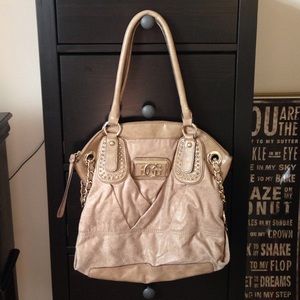 ⬇️ 1 HOUR SALE: GUESS Bag