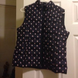 NWT colebrook essentials vest size M