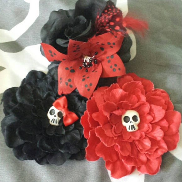 Rockabilly hair flowers - Picture 1 of 3