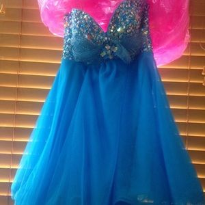 Peaches boutique homecoming dress.