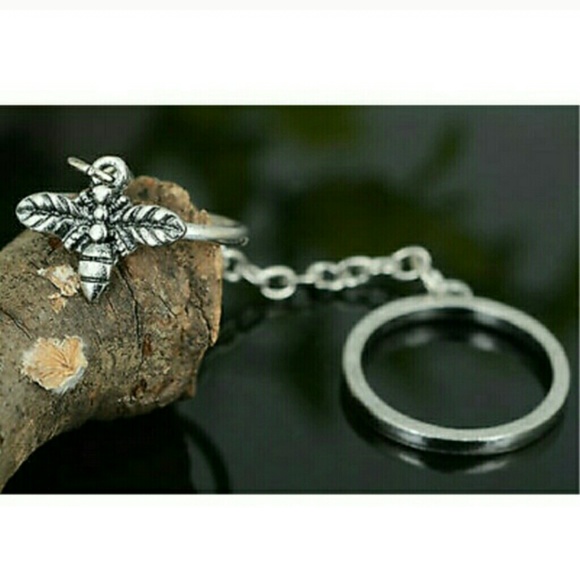 BOHO GYPSY KNUCKLE BEE RING