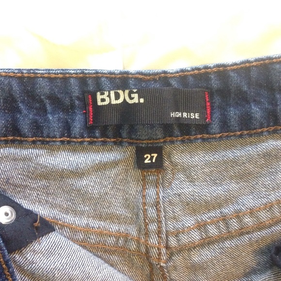 BDG High Rise Shorts - Picture 3 of 4