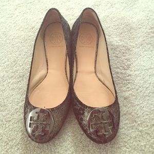 Tory Burch size 7 flats. Authentic.