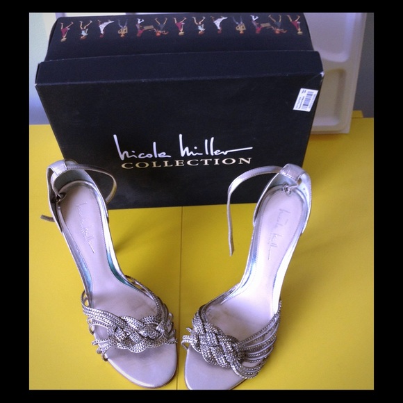Nicole Miller Collection Metal Chain Sandals