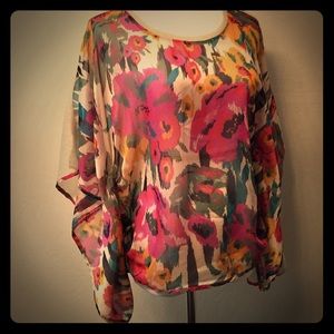 Flowers blouse see through in the back
