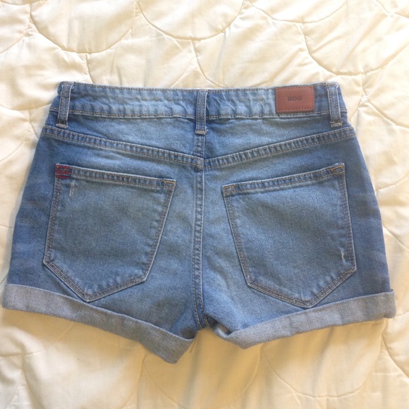BDG Mid Rise Short - Picture 2 of 3