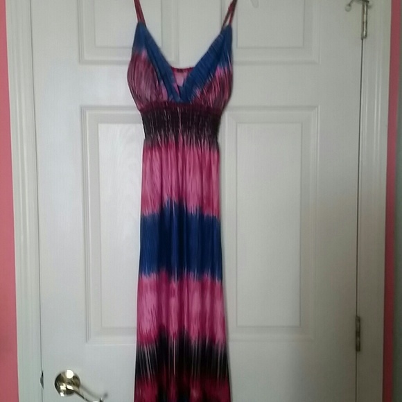Maxi Dress ??