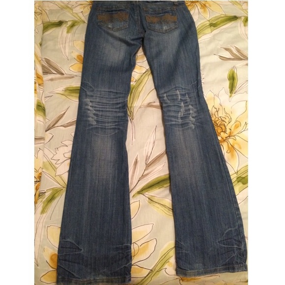 Jeans - Picture 2 of 3