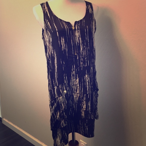 🎉reduced🎉One piece dress with two sides pockets