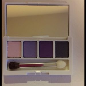 Clinique 4.color palette