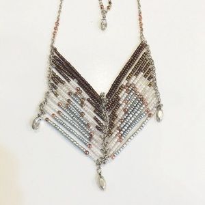 LOOKING 👍🌸🌸🌸for this necklace  made by A Eagle