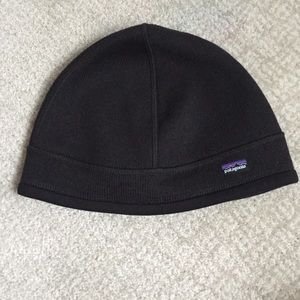 Black Patagonia Beanie ❄️