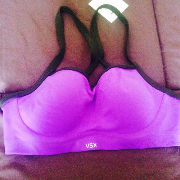 Victoria's Secret VSX sports bra 36c orpurple NWT