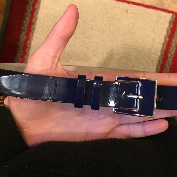 Navy blue shiny belt