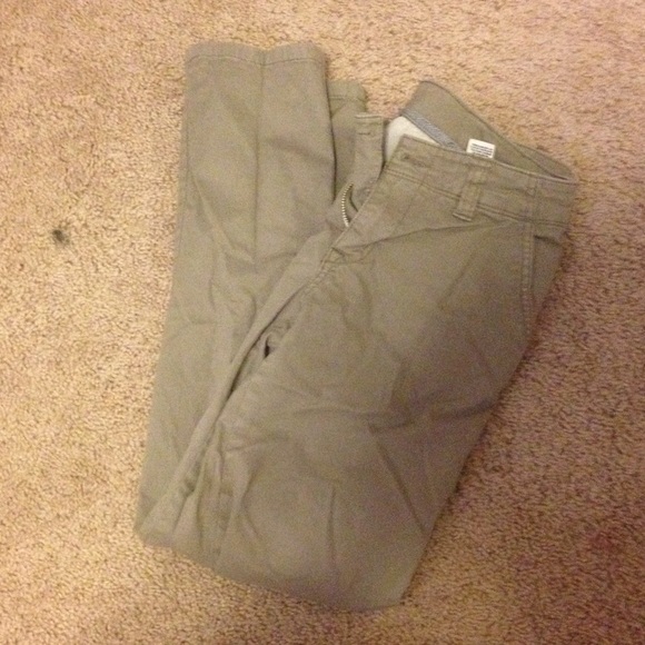 American eagle Capri kakis