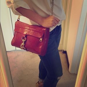 🎉Beautiful Rebecca Minkoff Full Size MAC purse💖