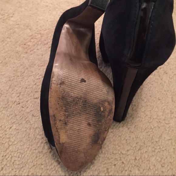 BCBG heels - Picture 3 of 4