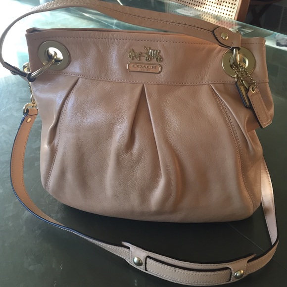 Coach Handbags - 🌼new coach handbag 🌼