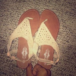 sandles