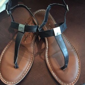 Black American Eagle sandals