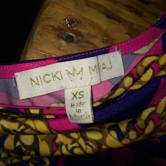 Fun party dress - Picture 2 of 3