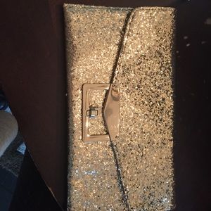 Gold glittery purse with gold chain