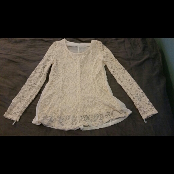 BRAND NWOT Womens long sleeve lace shirt
