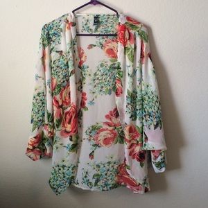 Super cute floral kimono! Brand new!!!